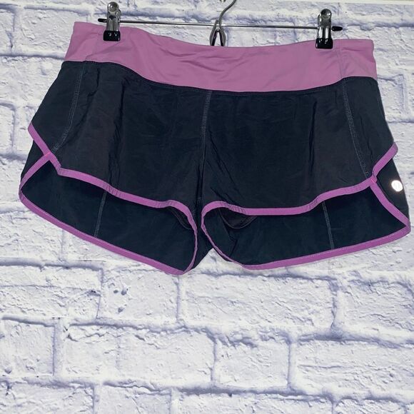 Lululemon Speed Shorts- 4 way stretch - Picture 4 of 12